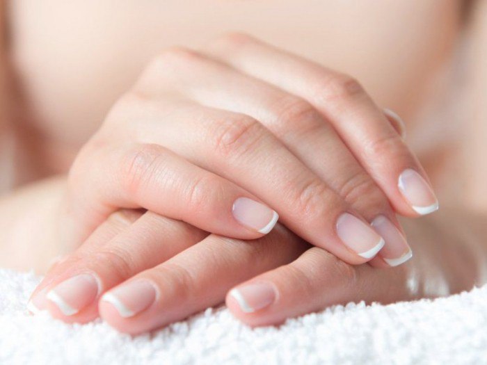 Ускорить рост ногтей помогут специальные ванночки