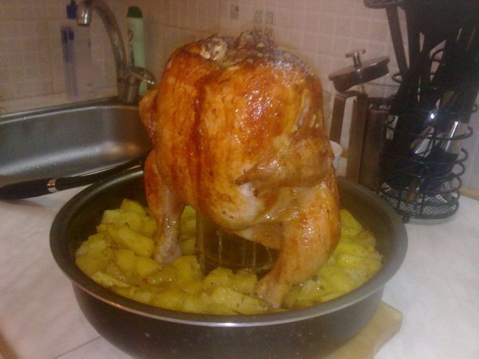 Рецепт курицы в духовке на банке с водой