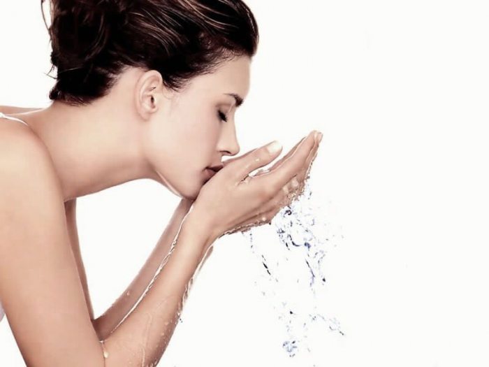 Чем еще полезно дегтярное мыло для лица?