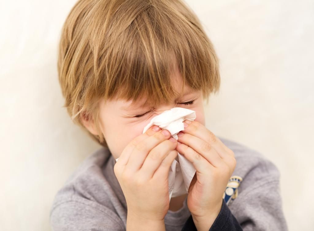 Горловой кашель у ребенка и его симптомы