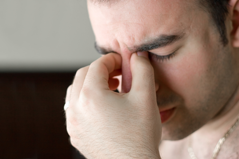 Боль при движении глазных яблок: причины и методы лечения