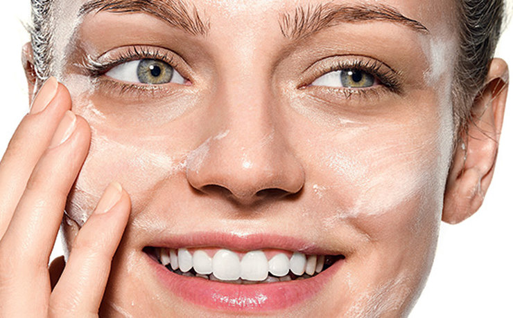 Лучшие средства для очищения кожи лица – обзор