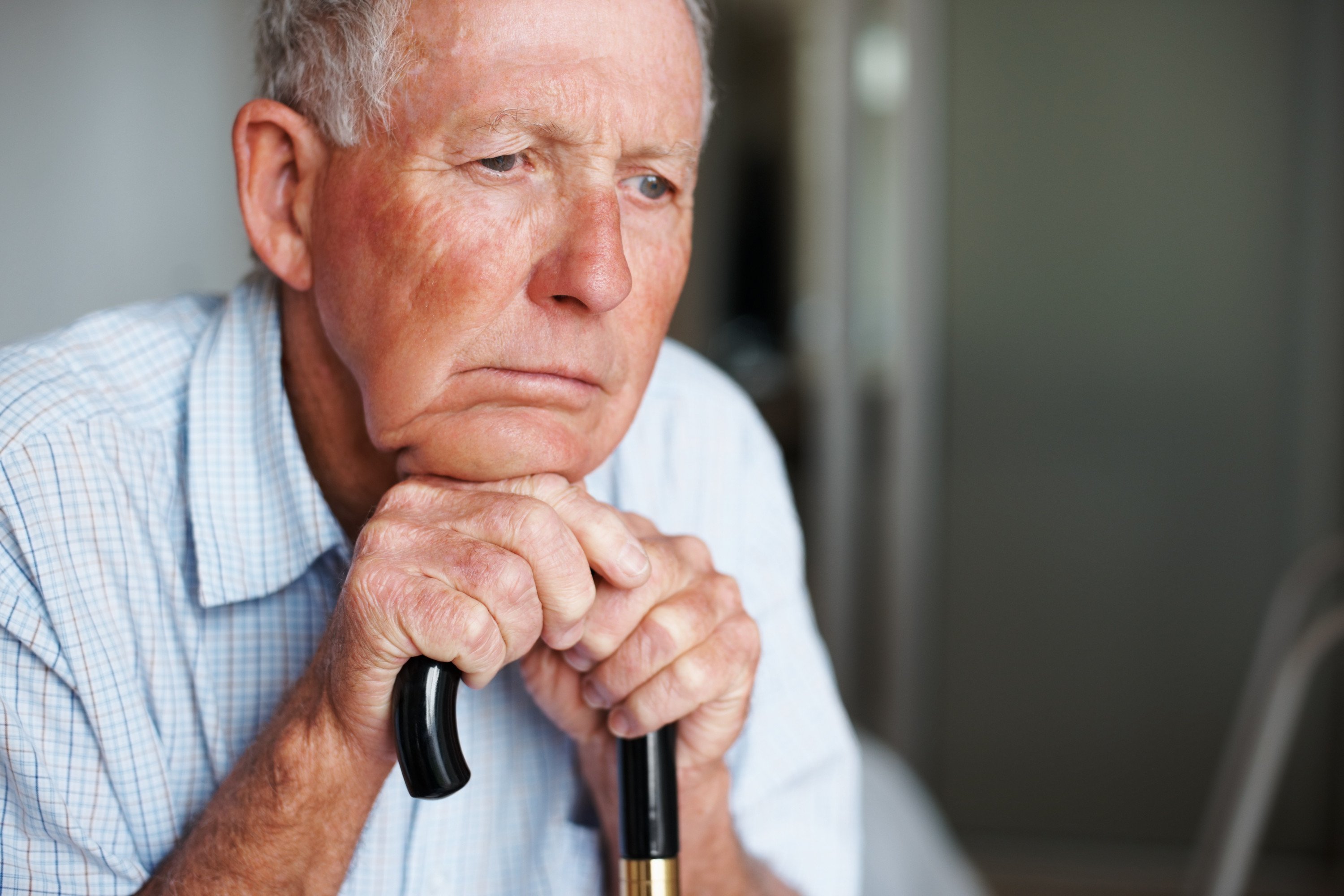 Причины хронических запоров у пожилых