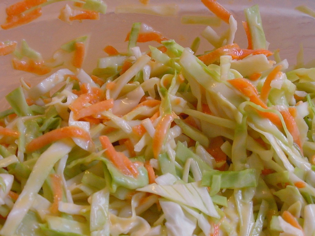 Рецепт диетического салата с морской капусты