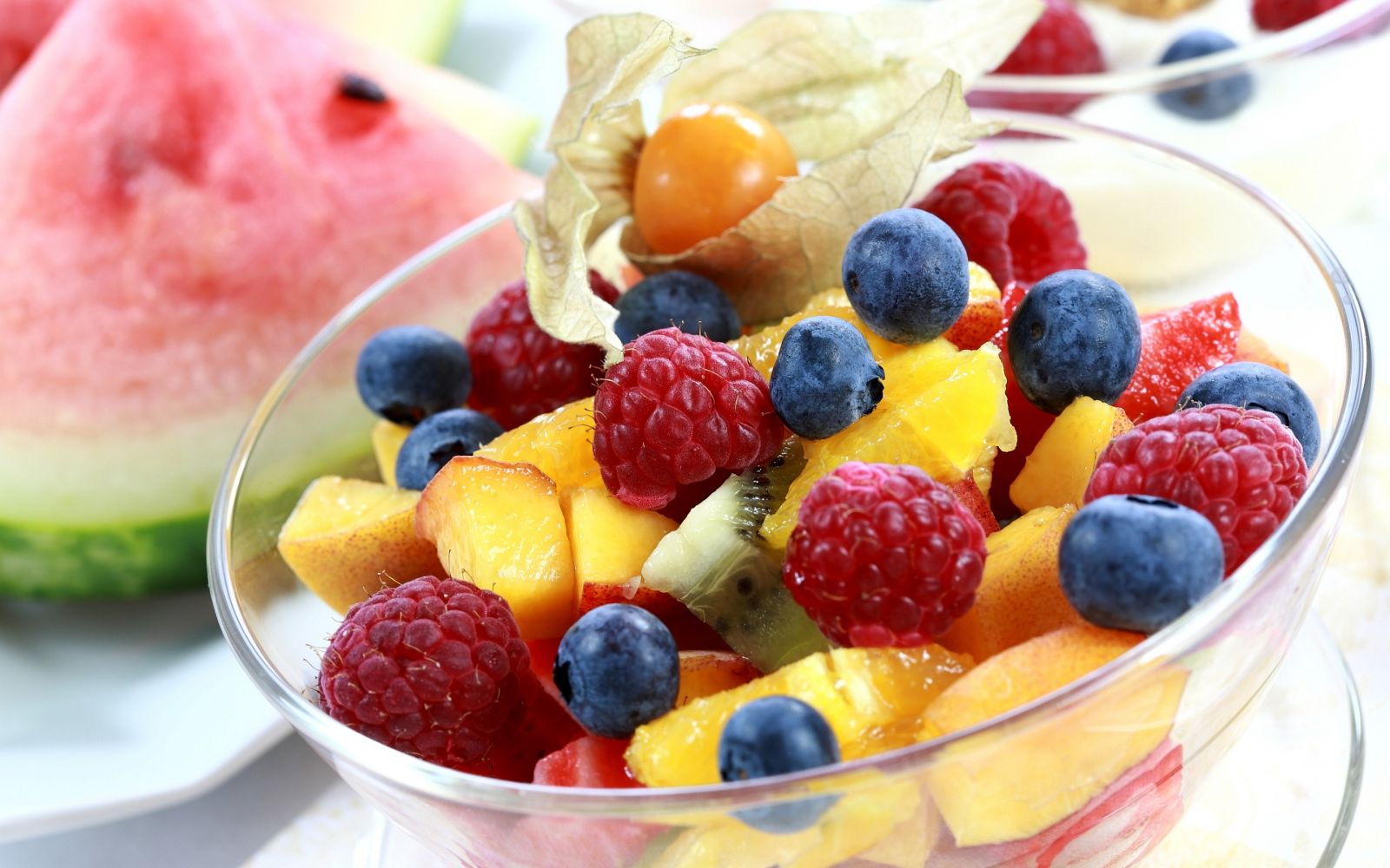 Как добиться минус 10 кг за неделю на фруктовой диете?