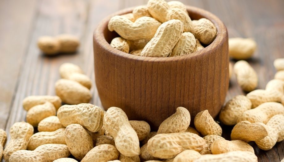 Польза и вред орехов арахиса